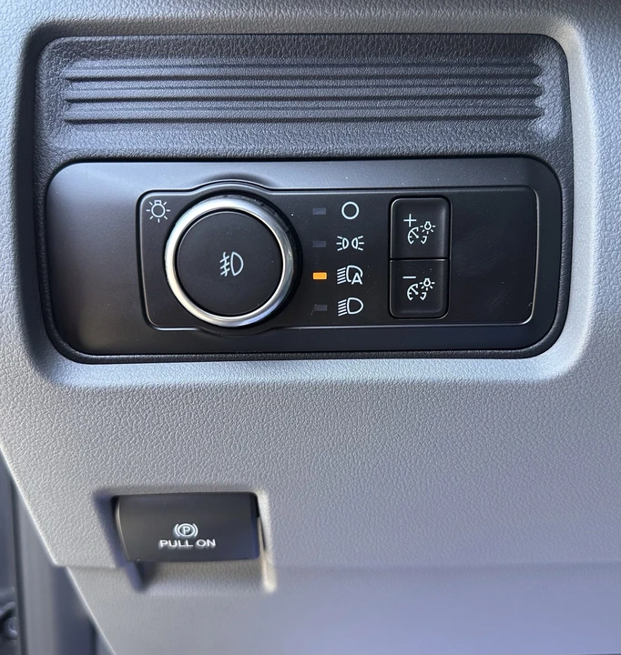 2026 Ford Super Duty 5th Gen - Image 16 of 21