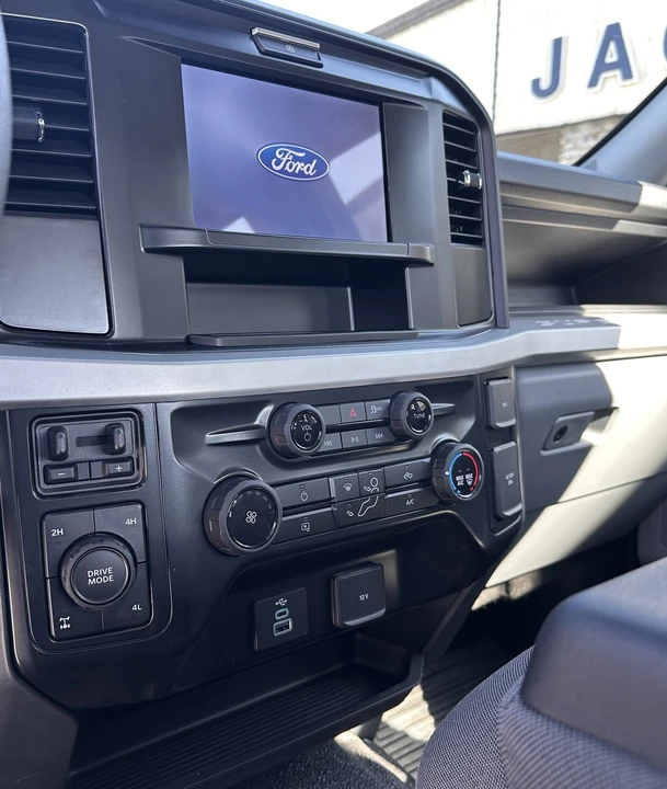 2026 Ford Super Duty 5th Gen - Image 20 of 23