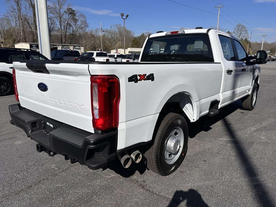 2026 Ford Super Duty 5th Gen - Image 6 of 23