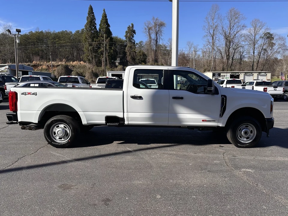 2026 Ford Super Duty 5th Gen - Image 5 of 23