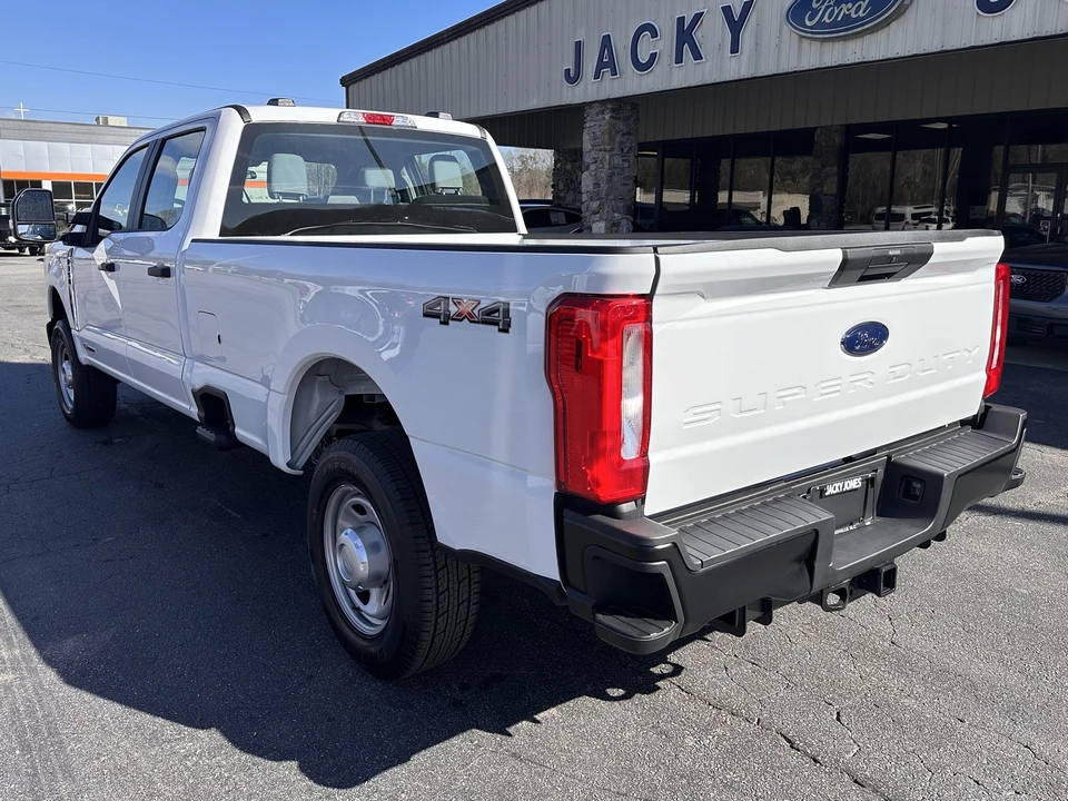 2026 Ford Super Duty 5th Gen - Image 8 of 23