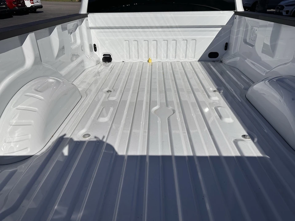 2026 Ford Super Duty 5th Gen - Image 9 of 23