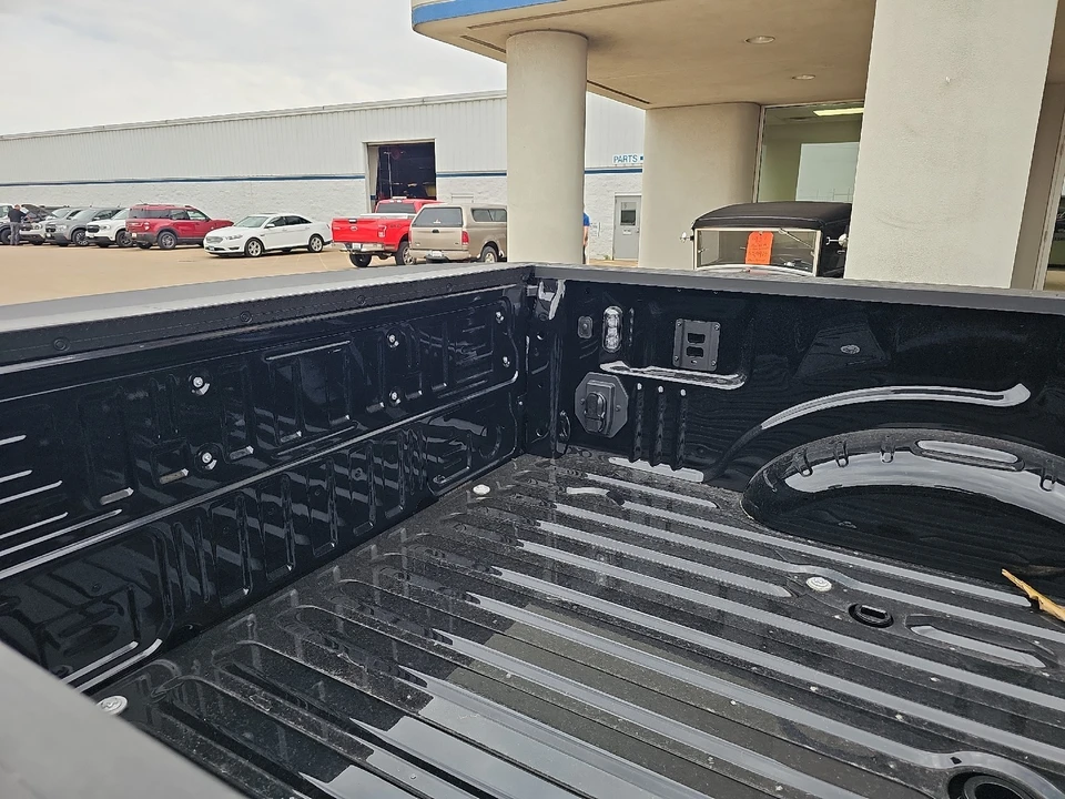 2026 Ford Super Duty 5th Gen - Image 12 of 21