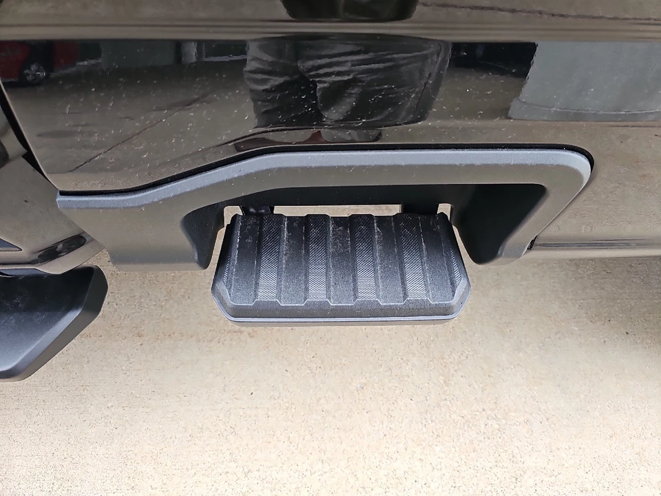 2026 Ford Super Duty 5th Gen - Image 20 of 21