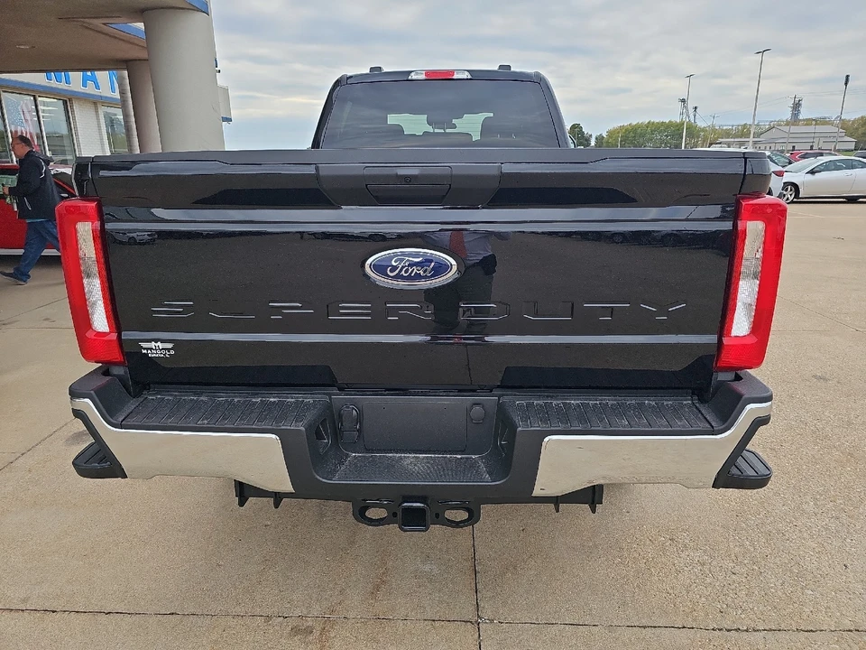 2026 Ford Super Duty 5th Gen - Image 16 of 21