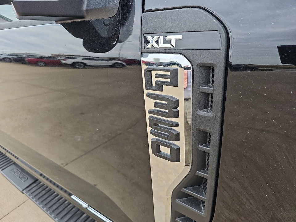 2026 Ford Super Duty 5th Gen - Image 5 of 21