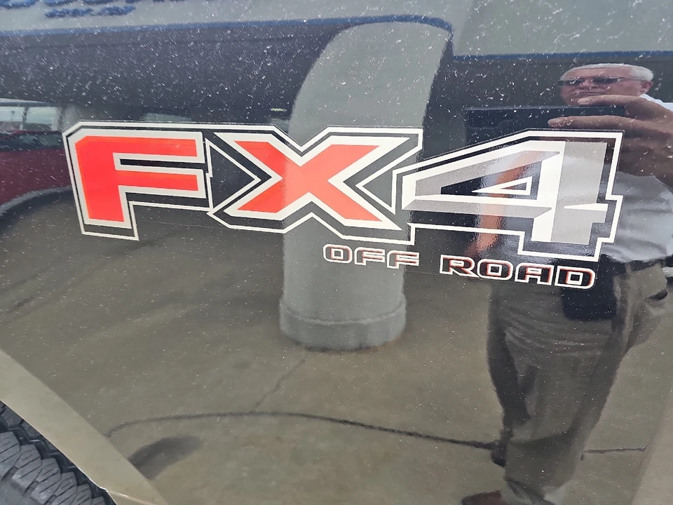 2026 Ford Super Duty 5th Gen - Image 18 of 21