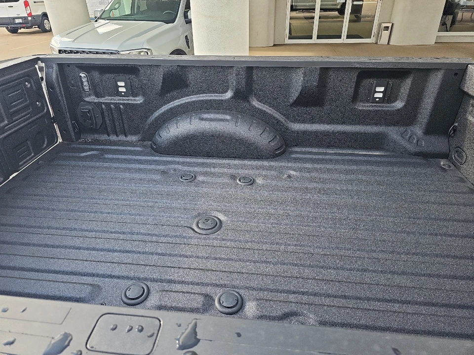 2026 Ford Super Duty 5th Gen - Image 15 of 21