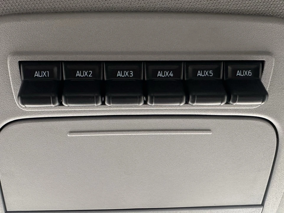2026 Ford Super Duty 5th Gen - Image 28 of 31