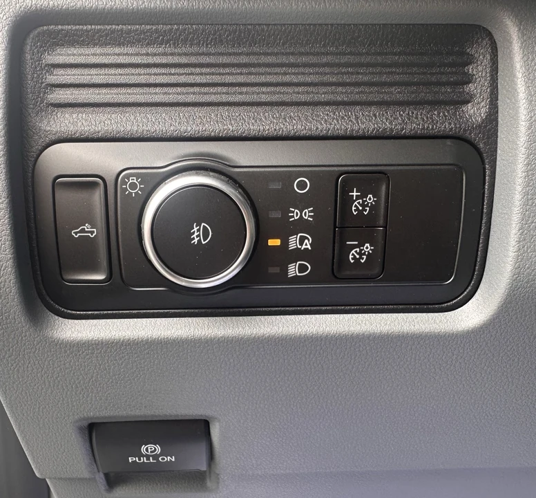 2026 Ford Super Duty 5th Gen - Image 19 of 31