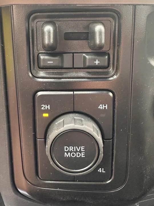 2026 Ford Super Duty 5th Gen - Image 20 of 31
