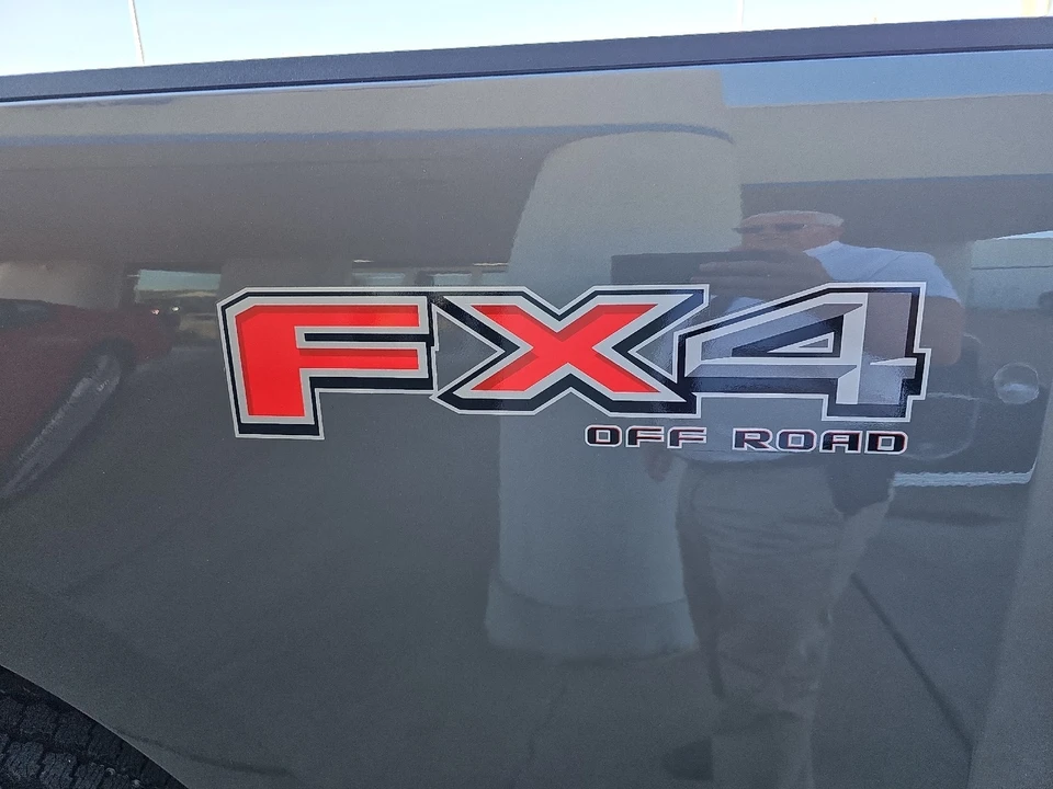 2026 Ford Super Duty 5th Gen - Image 15 of 28