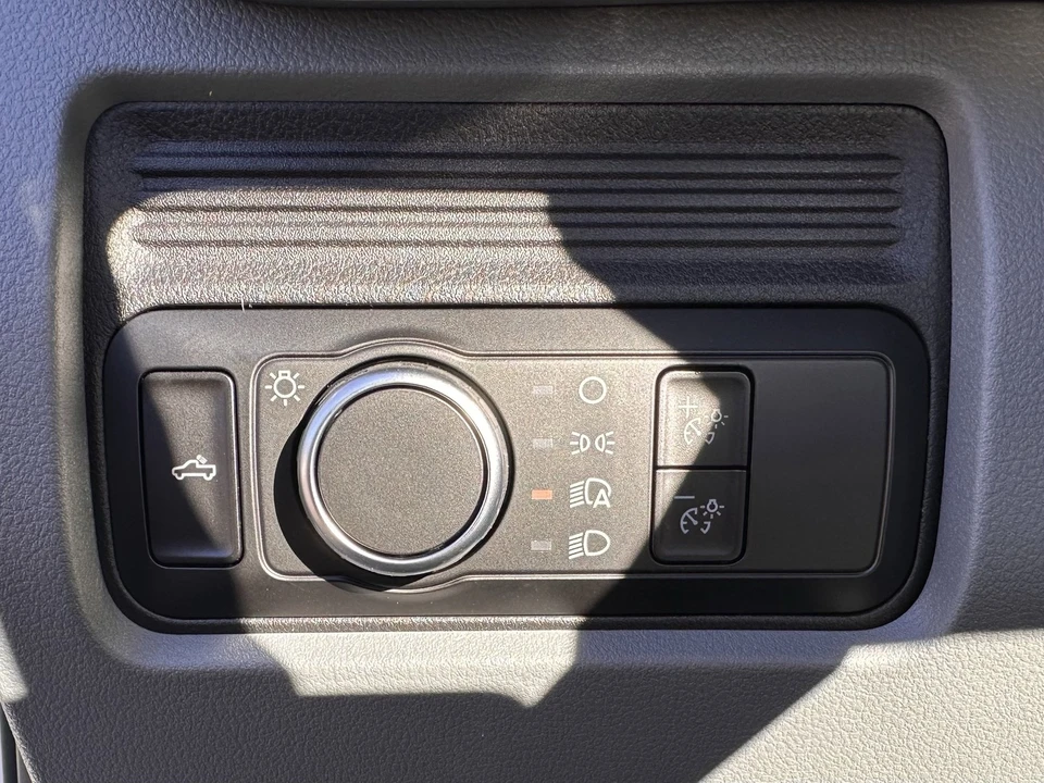 2026 Ford Super Duty 5th Gen - Image 15 of 21