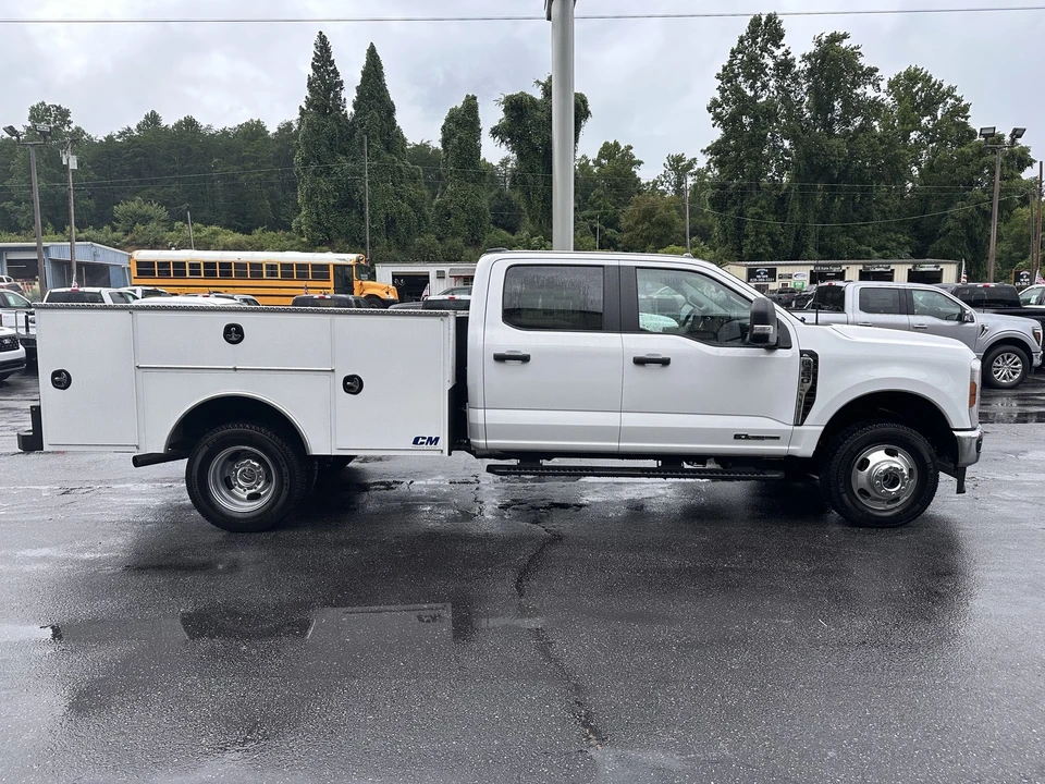 2026 Ford Super Duty 5th Gen - Image 5 of 29