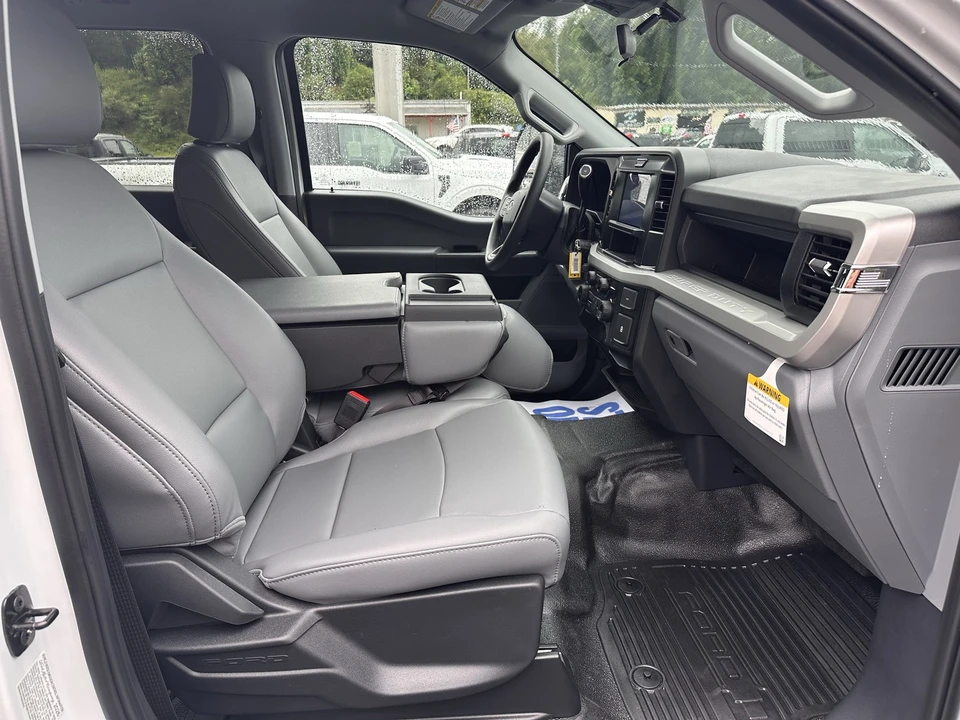 2026 Ford Super Duty 5th Gen - Image 13 of 29