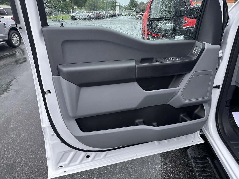 2026 Ford Super Duty 5th Gen - Image 8 of 29