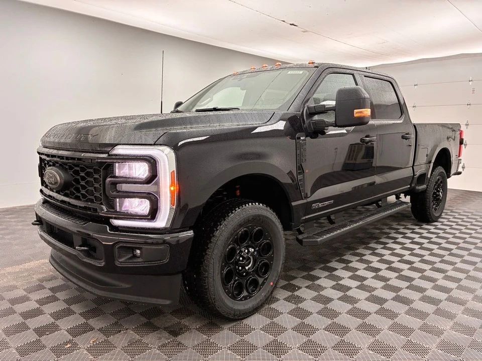 2026 Ford Super Duty 5th Gen - Image 11 of 12