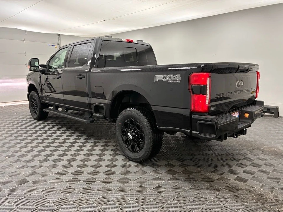 2026 Ford Super Duty 5th Gen - Image 10 of 12
