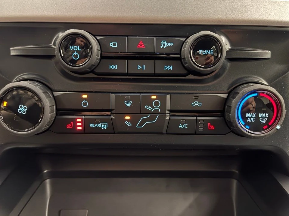 2026 Ford Super Duty 5th Gen - Image 4 of 12