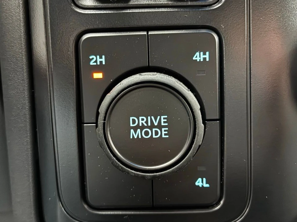 2026 Ford Super Duty 5th Gen - Image 4 of 12