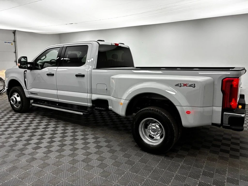 2026 Ford Super Duty 5th Gen - Image 12 of 12