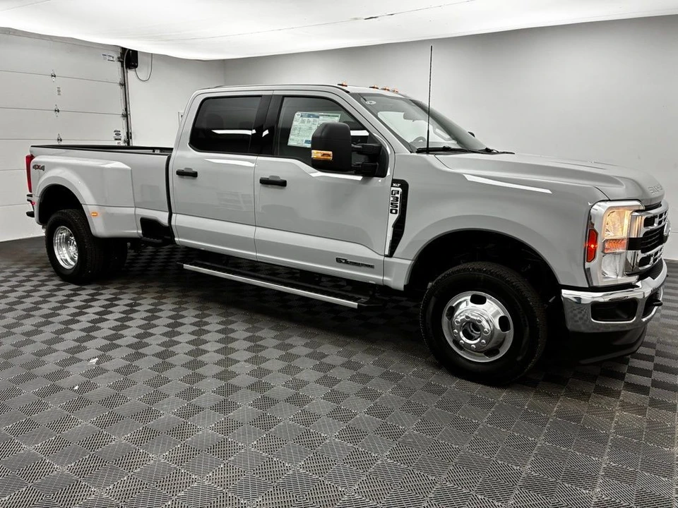 2026 Ford Super Duty 5th Gen - Image 7 of 12