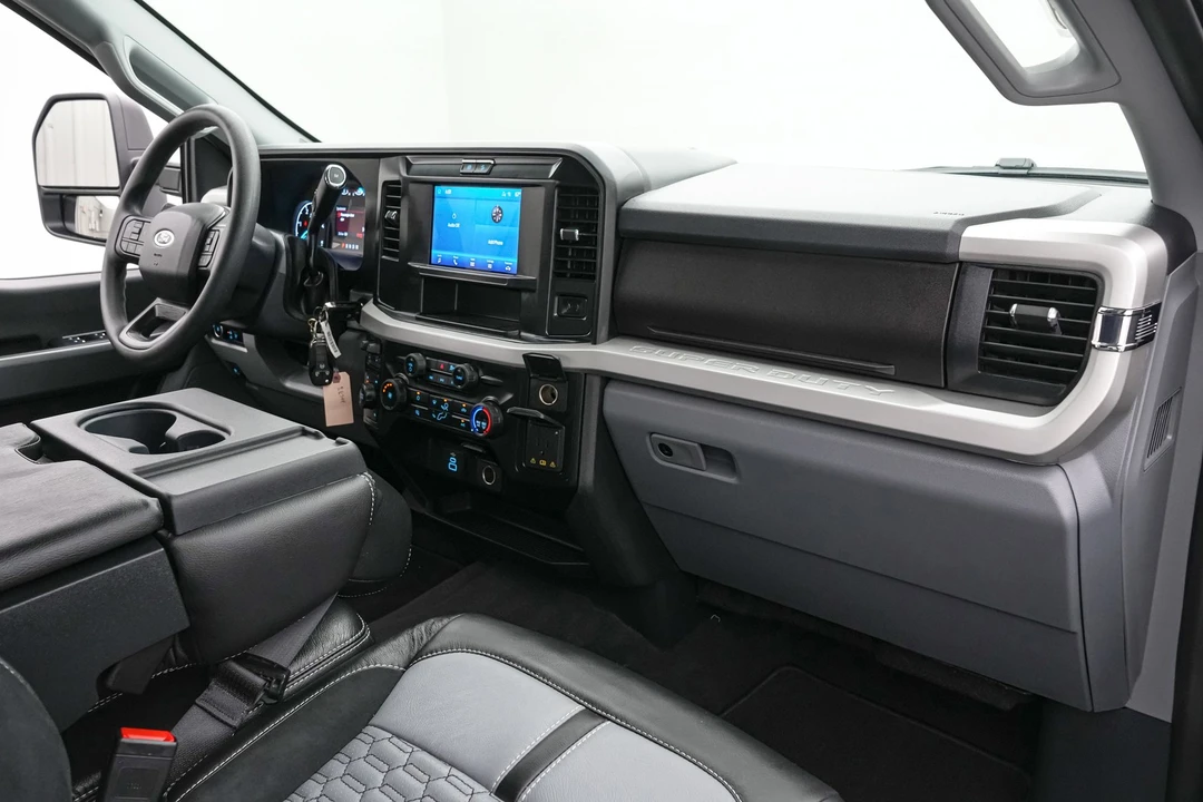 2026 Ford Super Duty 5th Gen - Image 24 of 29