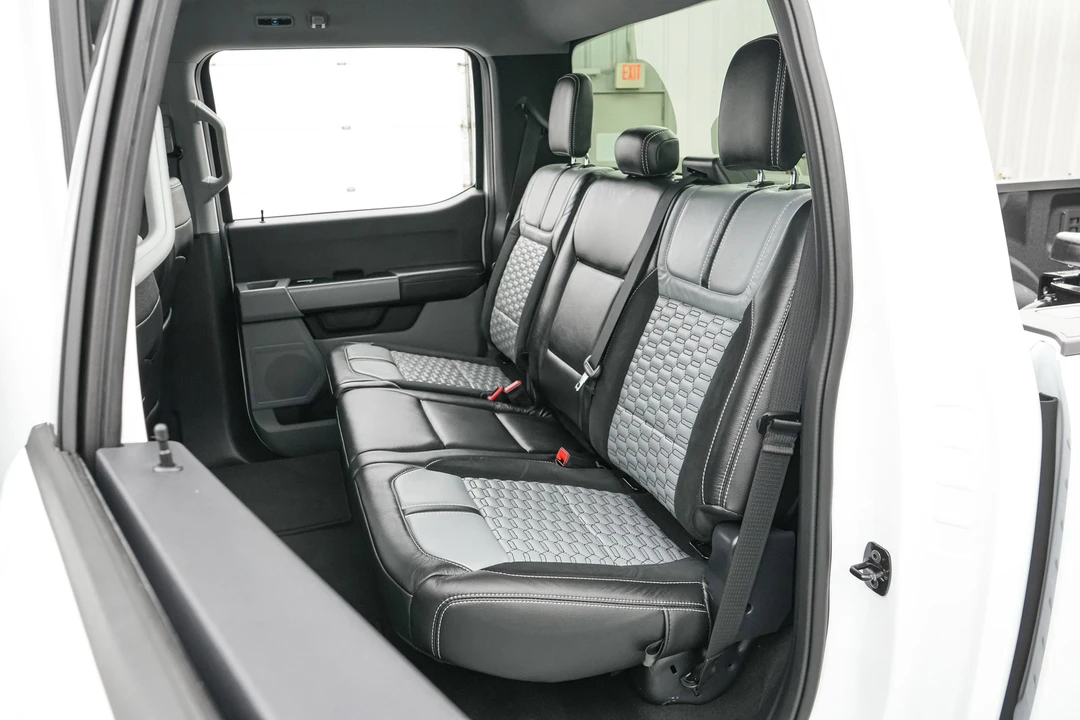 2026 Ford Super Duty 5th Gen - Image 23 of 30