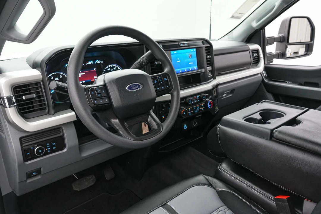 2026 Ford Super Duty 5th Gen - Image 17 of 30