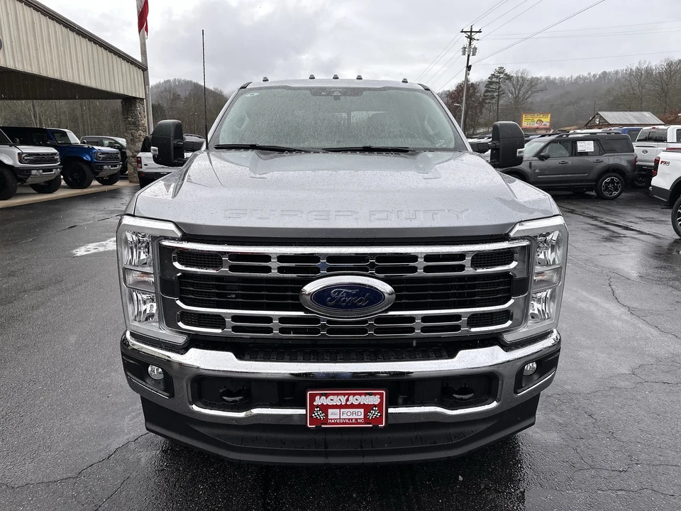 2026 Ford Super Duty 5th Gen - Image 3 of 21