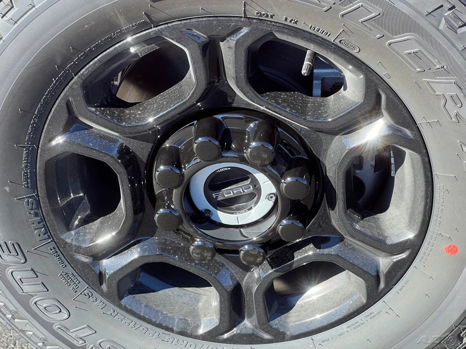 2026 Ford Super Duty 5th Gen - Image 11 of 12
