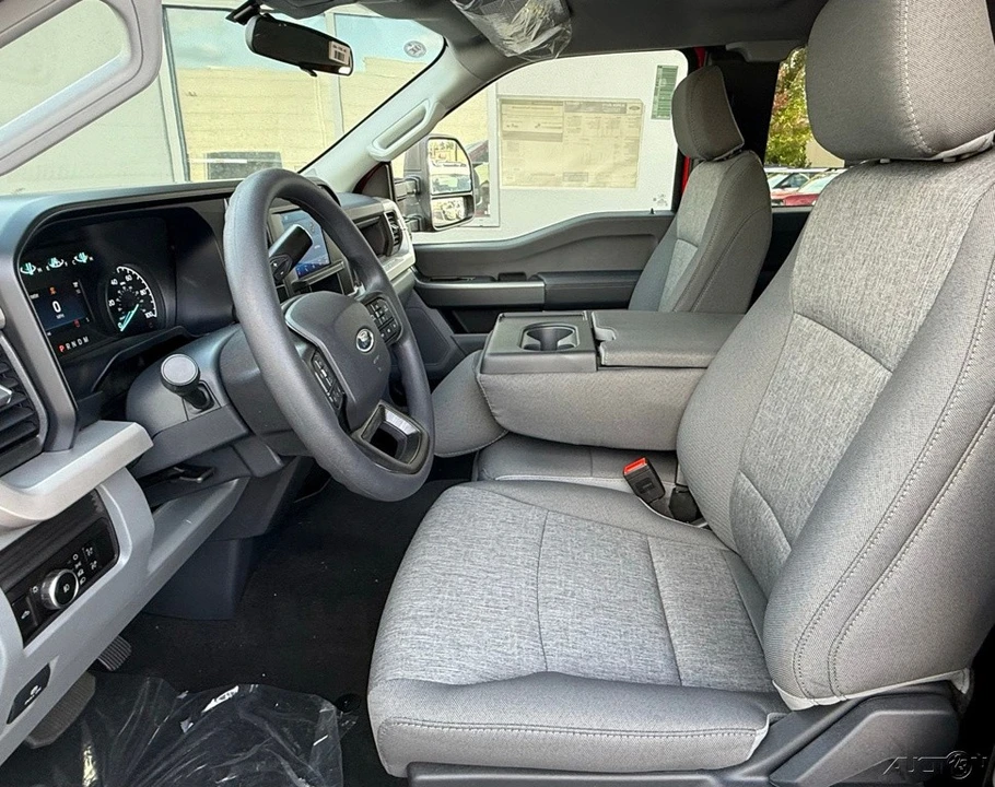 2026 Ford Super Duty 5th Gen - Image 14 of 21