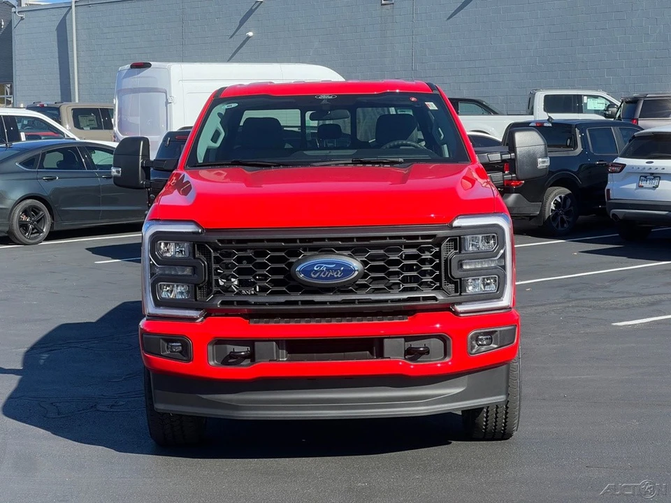 2026 Ford Super Duty 5th Gen - Image 10 of 12