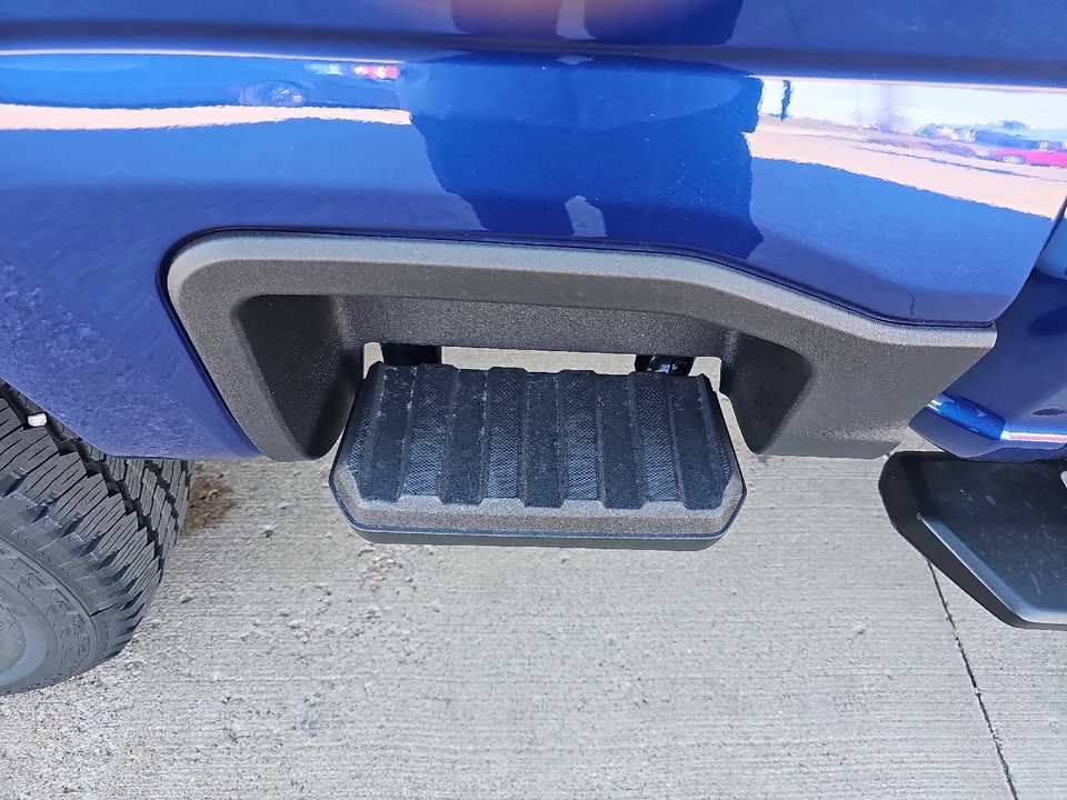 2026 Ford Super Duty 5th Gen - Image 9 of 21