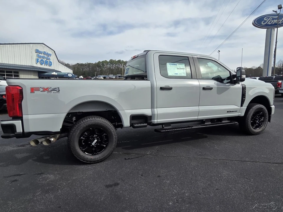 2026 Ford Super Duty 5th Gen - Image 15 of 21