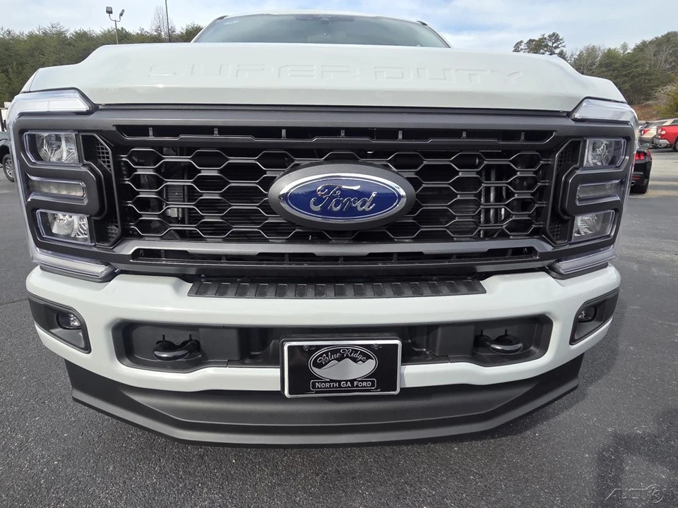 2026 Ford Super Duty 5th Gen - Image 9 of 21