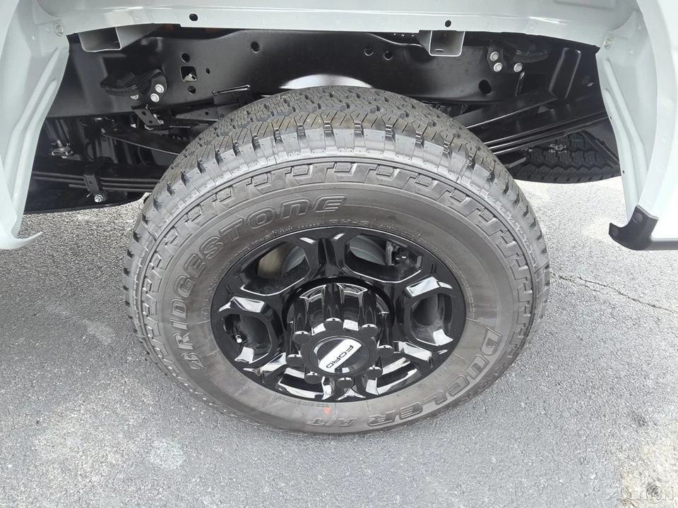 2026 Ford Super Duty 5th Gen - Image 11 of 21
