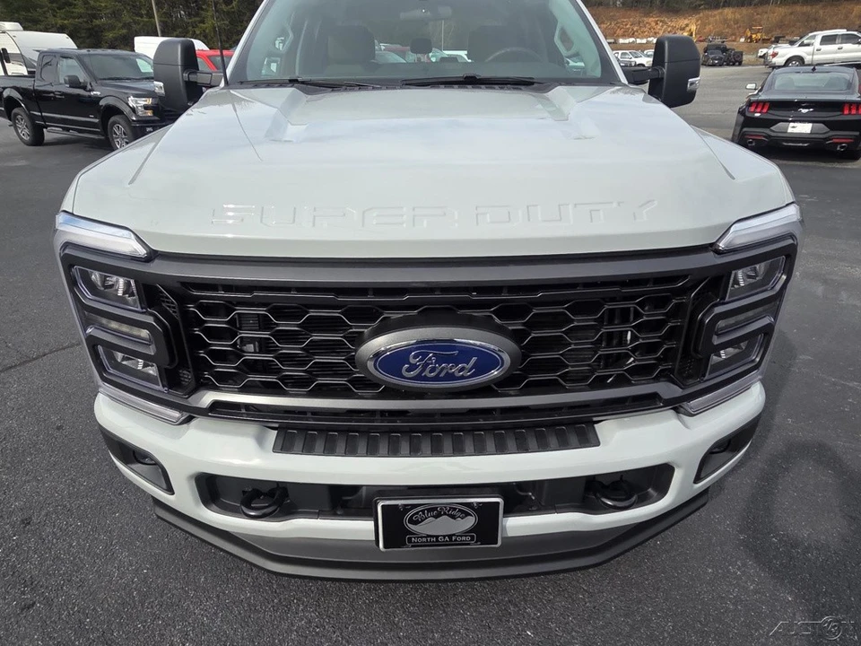 2026 Ford Super Duty 5th Gen - Image 10 of 21