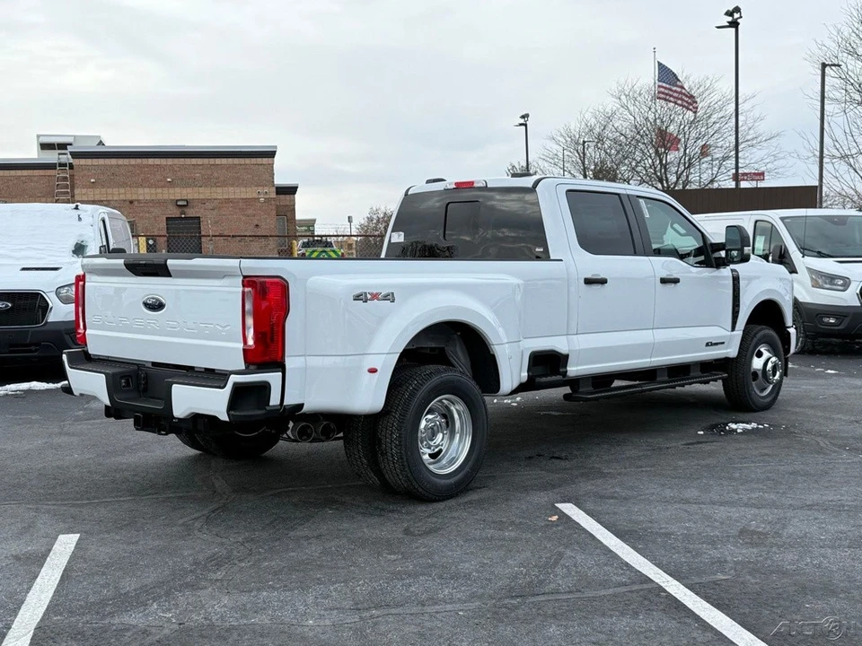2026 Ford Super Duty 5th Gen - Image 6 of 12