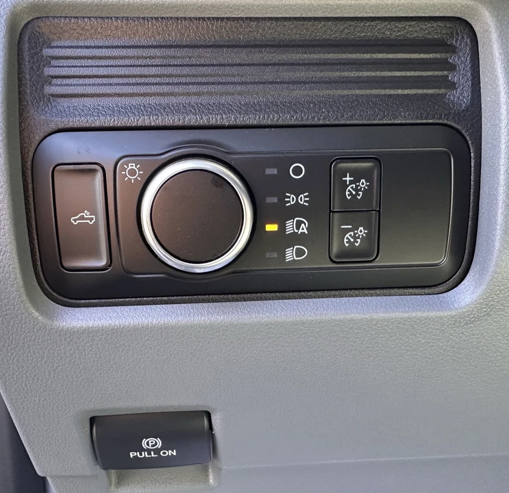 2026 Ford Super Duty 5th Gen - Image 19 of 21