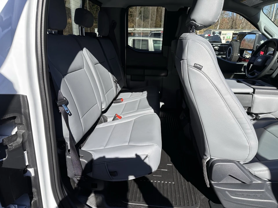 2026 Ford Super Duty 5th Gen - Image 17 of 21