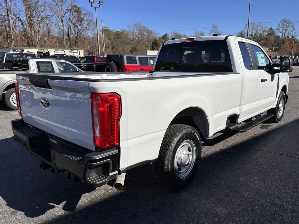 2026 Ford Super Duty 5th Gen - Image 6 of 21