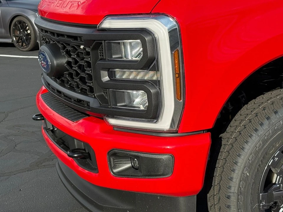 2026 Ford Super Duty 5th Gen - Image 11 of 12