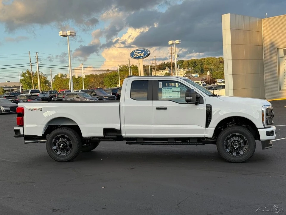 2026 Ford Super Duty 5th Gen - Image 7 of 12