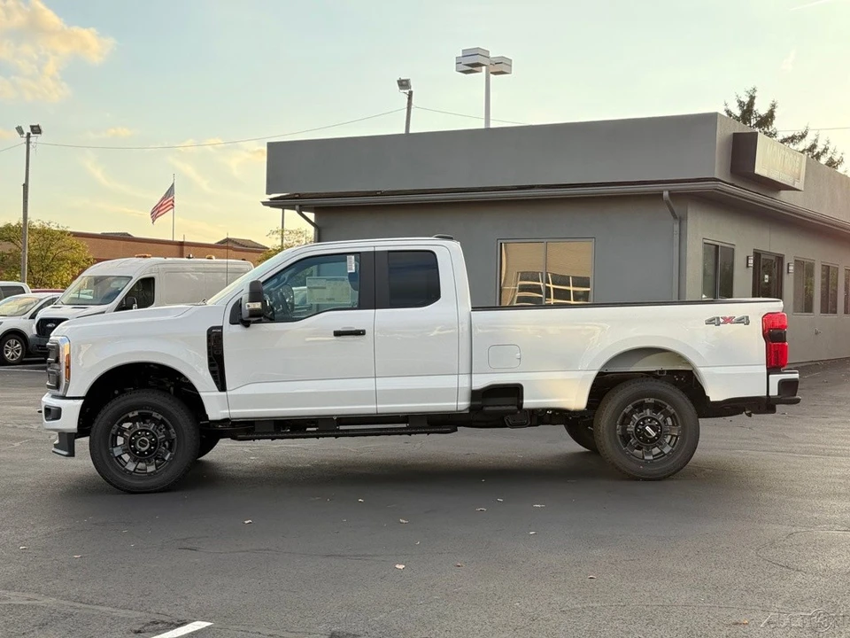 2026 Ford Super Duty 5th Gen - Image 2 of 12