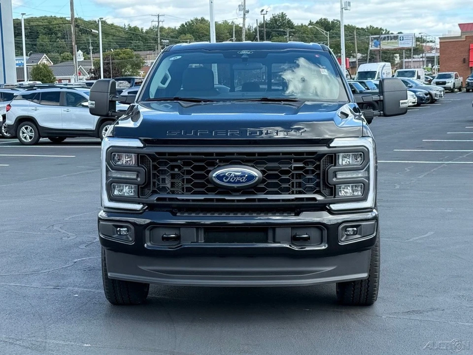 2026 Ford Super Duty 5th Gen - Image 10 of 12