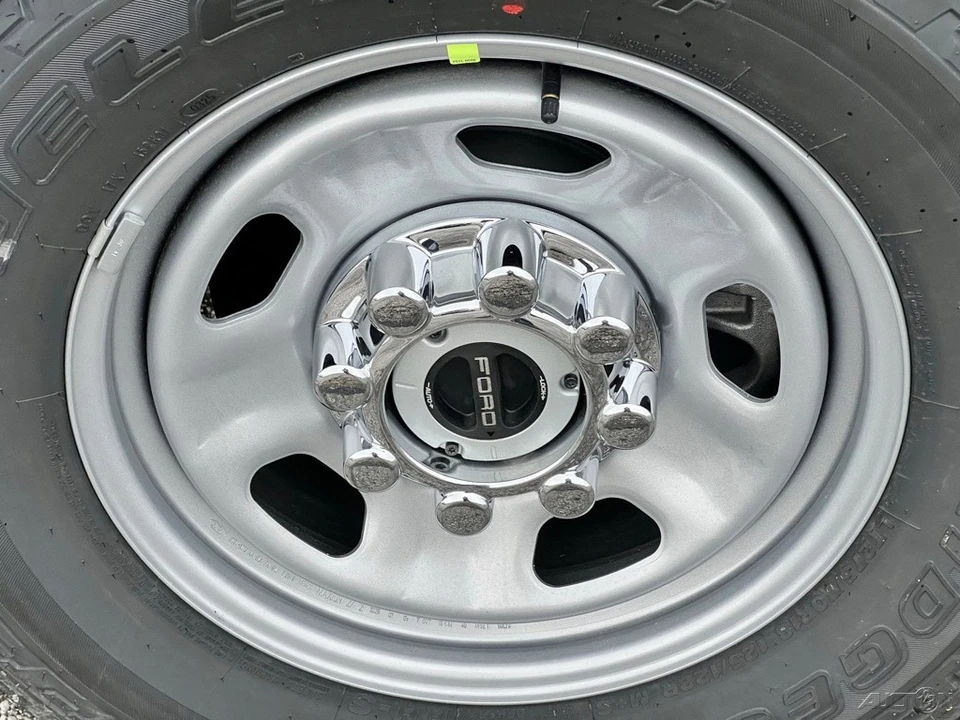 2026 Ford Super Duty 5th Gen - Image 13 of 21