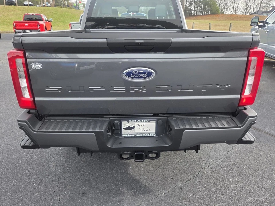 2026 Ford Super Duty 5th Gen - Image 14 of 21