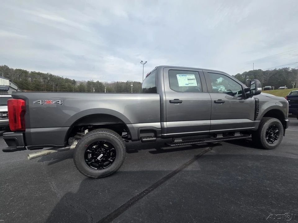 2026 Ford Super Duty 5th Gen - Image 15 of 21
