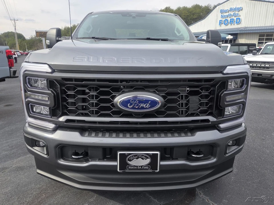 2026 Ford Super Duty 5th Gen - Image 9 of 21